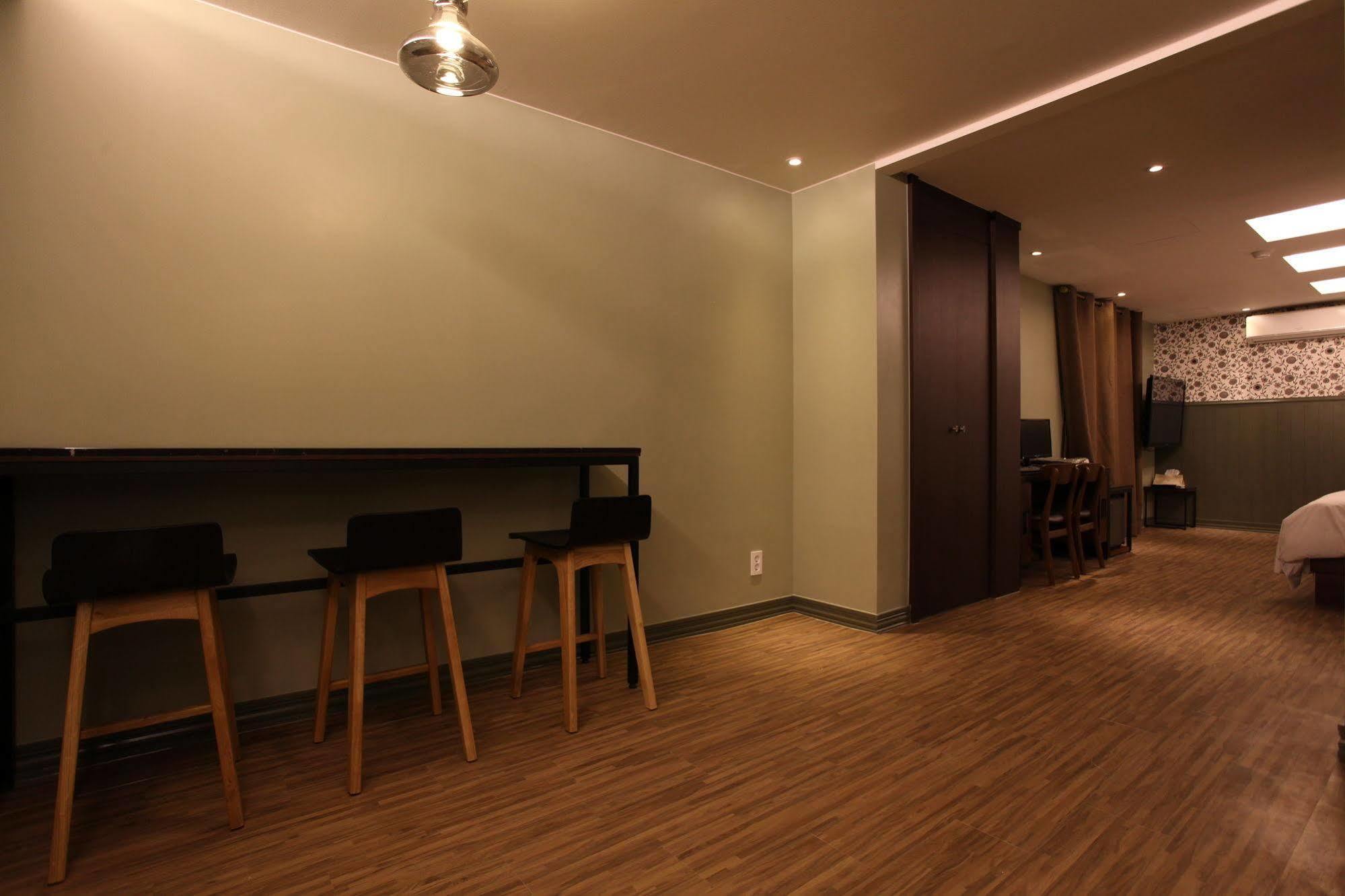 Lin Hotel Seul Zewnętrze zdjęcie
